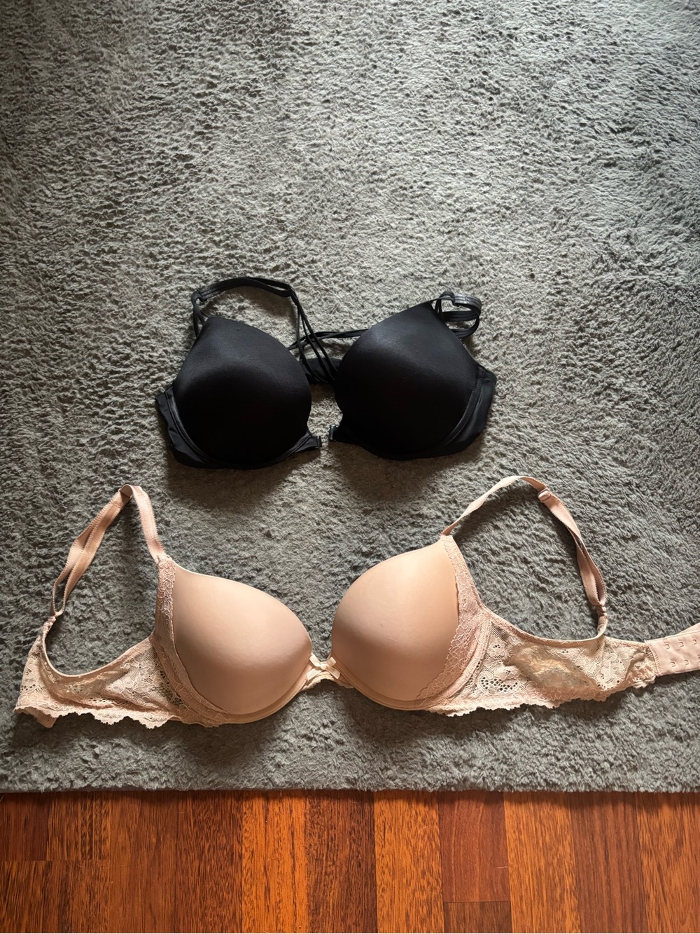 Victoria's Secret Black & Nude Push-Up T-Shirt Bras